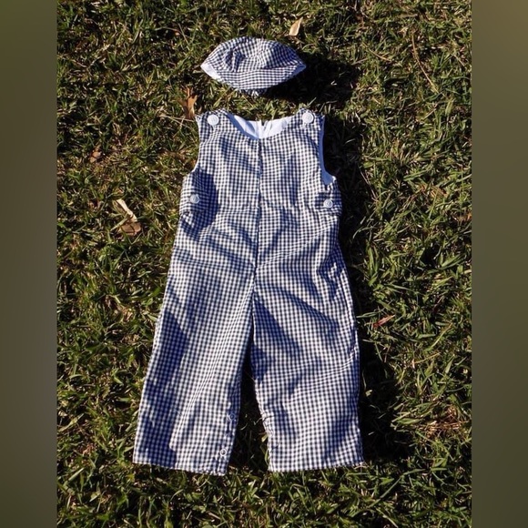 NWOT 6m Machine sewn Black/white Check Long all with matching newsboy hat. - Picture 5 of 6
